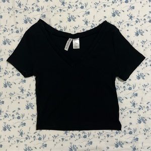 ribbed v-neck crop top